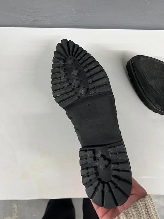 SENSO Black Ostrich Zip-Top Loafers - Picture 11 of 11